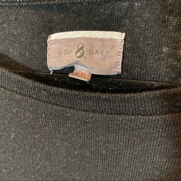 Lou & Grey Softserve Slub Ruffle Cropped Top in Black - Picture 3 of 7